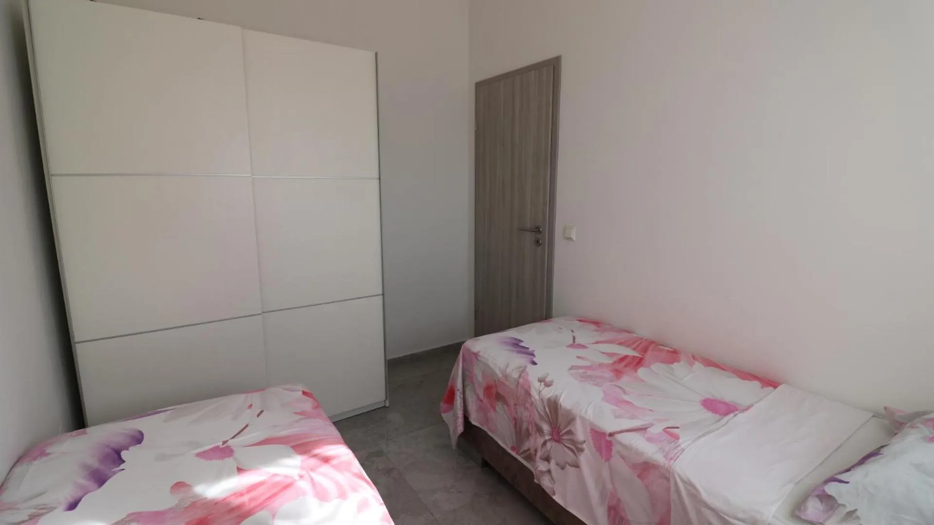 Tina Apartment Pula 0*,  Croatia